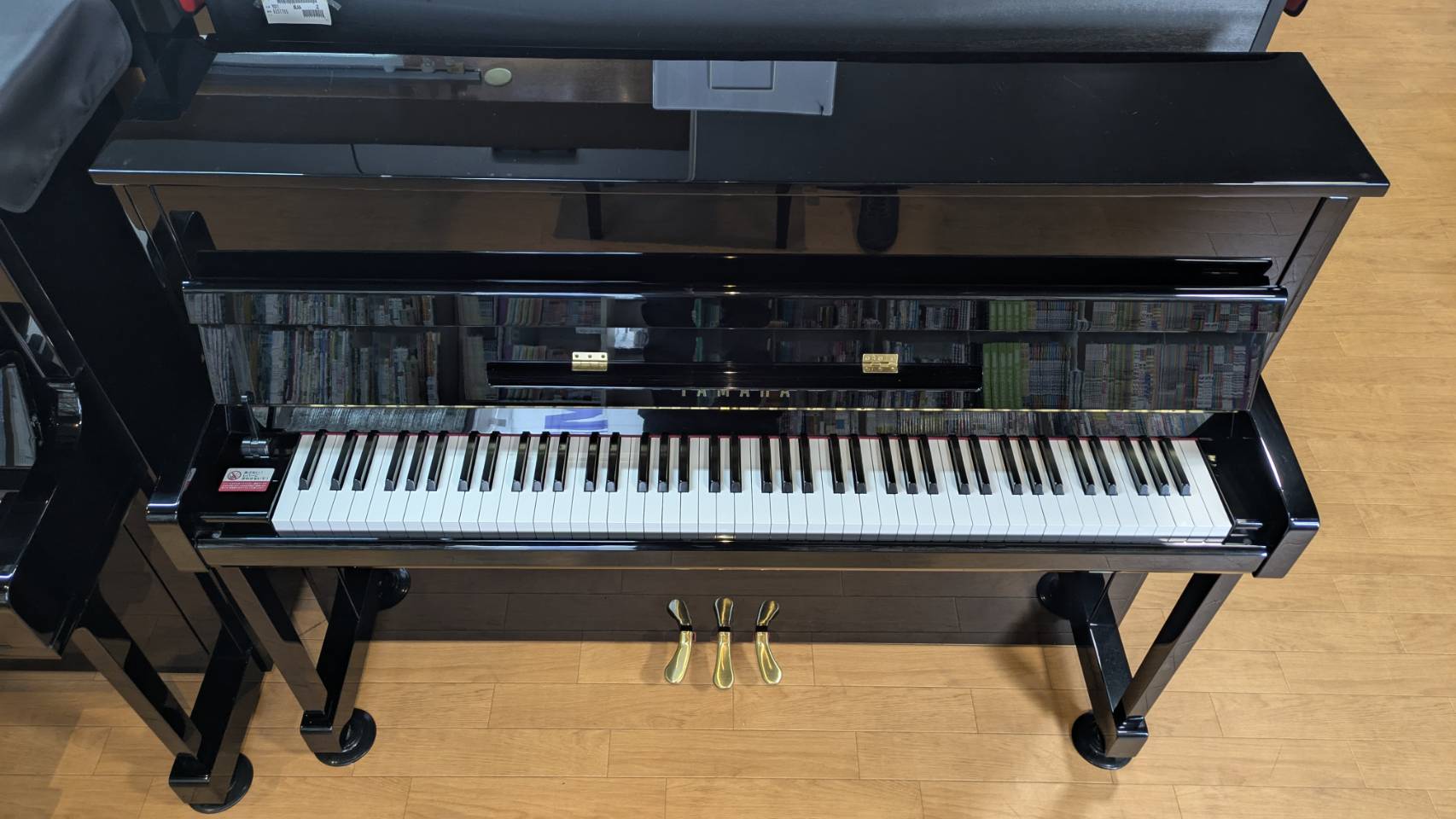 【中古アップライトピアノ】　YAMAHA　b113